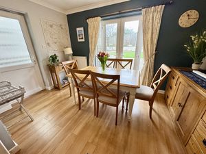 Open Plan Dining/Family Room- click for photo gallery